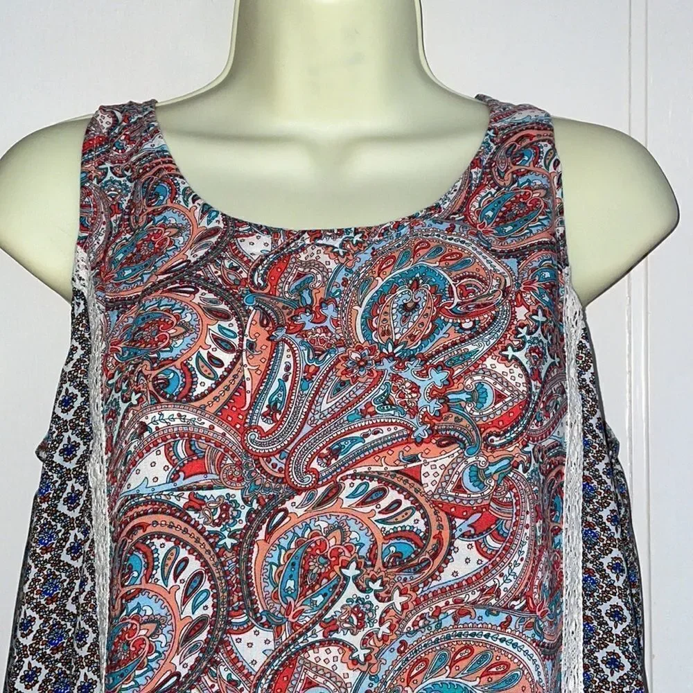 Umgee boho paisley & lace sleeveless‎ tunic or dress with ruffled hem
